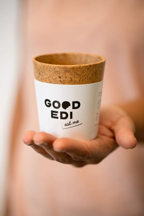 single edible cup