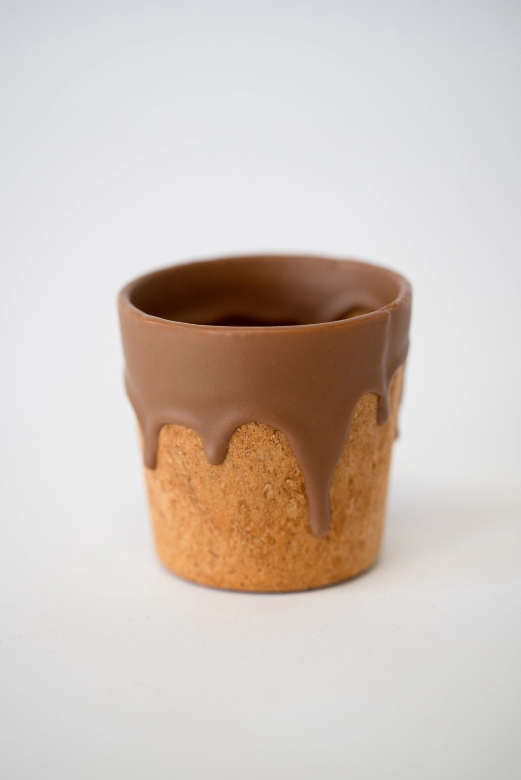 http://good-edi.com/cdn/shop/products/edible-chocolate-cup.jpg?v=1654604801&width=1024